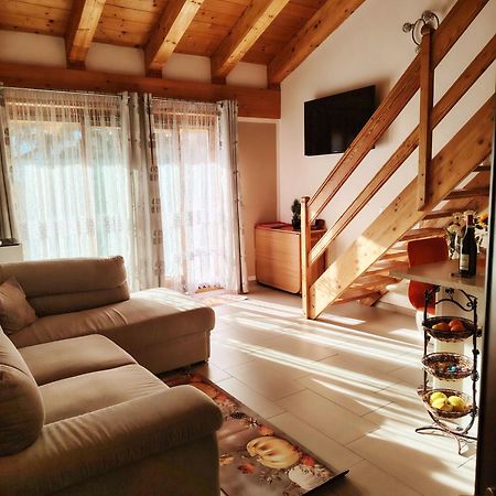 La Villa Gialla 奥斯塔 外观 照片